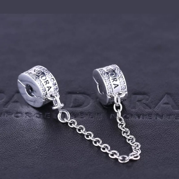 Pandora logo signature safety chain. - Picture 4 of 8